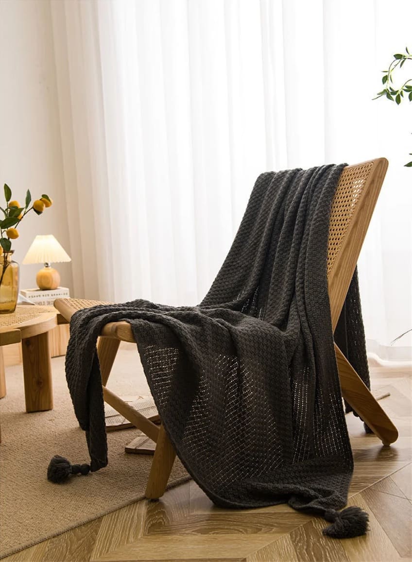 Plaid à Maille Torsadée Gris : Élégance et Douceur Absolue