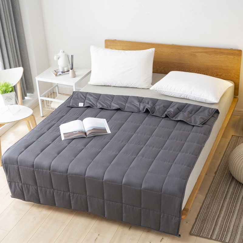 Couverture Lestée  Grise: Votre Secret pour un Sommeil Profond et Réparateur
