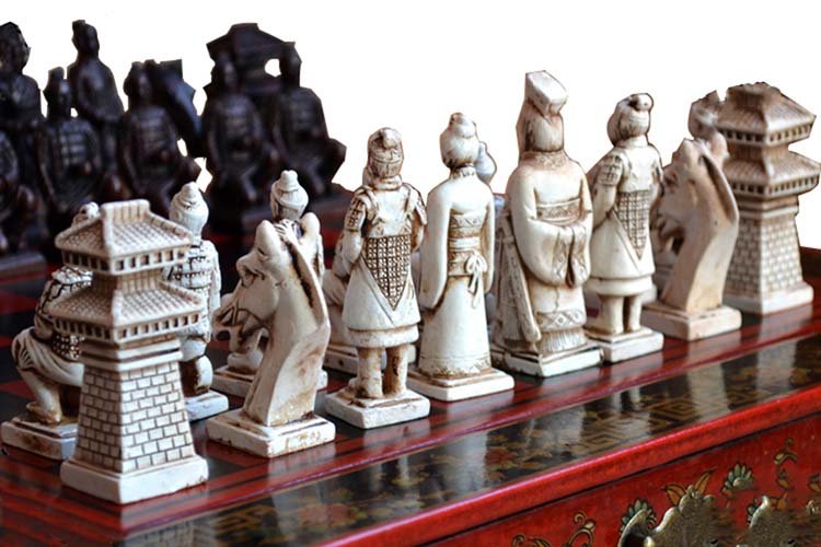 Jeu d'échec de luxe en bois de santal et d’ébène