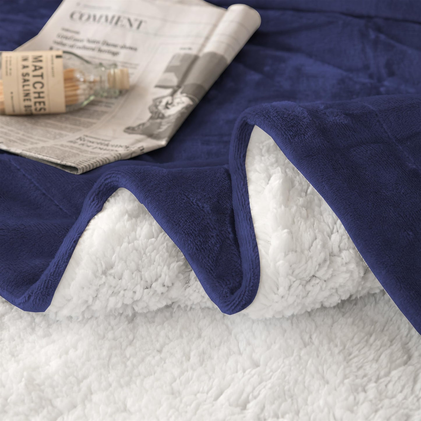 Plaid Bleu Double Face : Confort et Élégance pour l'Hiver